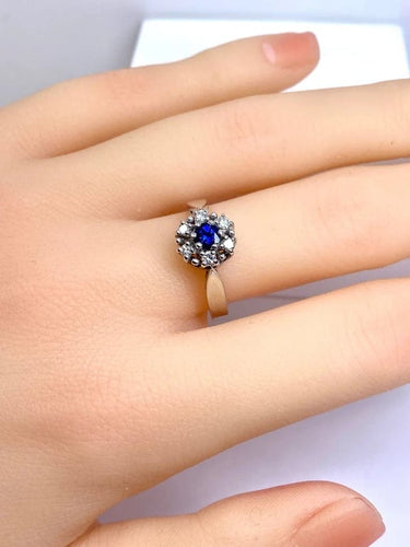Bague 55 Bague marguerite en or blanc 18 carats avec saphir et diamants 58 Facettes AB518 bis