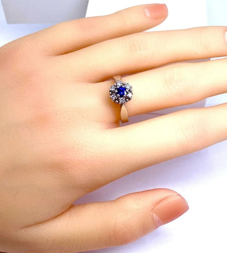 Bague 55 Bague marguerite en or blanc 18 carats avec saphir et diamants 58 Facettes AB518 bis