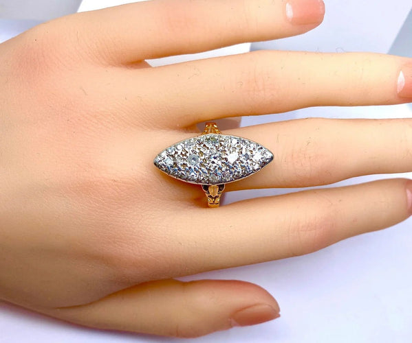 Bague 61 Bague marquise en or jaune 18 carats et platine sertie de diamants 58 Facettes AB521