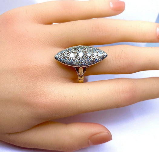 Bague 61 Bague marquise en or jaune 18 carats et platine sertie de diamants 58 Facettes AB521
