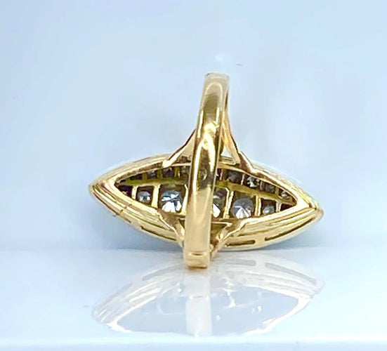 Bague 61 Bague marquise en or jaune 18 carats et platine sertie de diamants 58 Facettes AB521