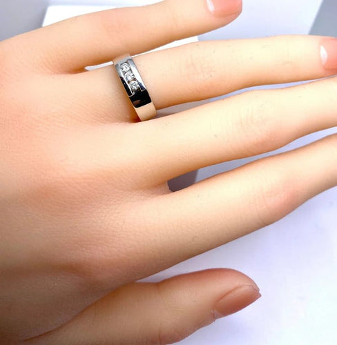 Bague 49 Bague trilogie 3 diamants en or blanc 18 carats 58 Facettes AB532