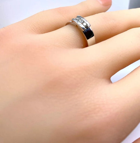 Bague 49 Bague trilogie 3 diamants en or blanc 18 carats 58 Facettes AB532