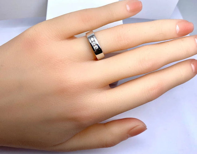 Bague 49 Bague trilogie 3 diamants en or blanc 18 carats 58 Facettes AB532