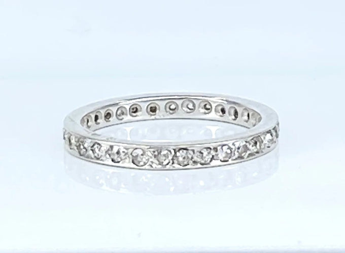 Bague 51 Alliance en or blanc 18 carats et diamants taille ancienne 58 Facettes AB533