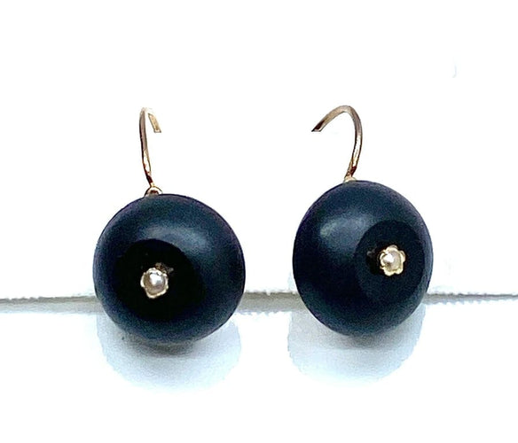 Boucles d'oreilles Boucles d’oreilles en or jaune 18 carats, perles et jais 58 Facettes AB546