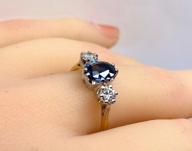 Bague 55 Bague en or jaune 18 carats avec saphir et diamants 58 Facettes AB549