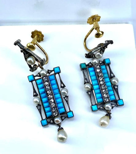 Boucles d'oreilles Boucles d’oreilles pendantes en or jaune et argent, turquoises, diamants, perles fines 58 Facettes AB543