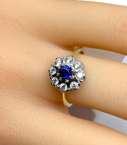 Bague 53 Bague marguerite en or 18 carats, saphir et diamants 58 Facettes AB572
