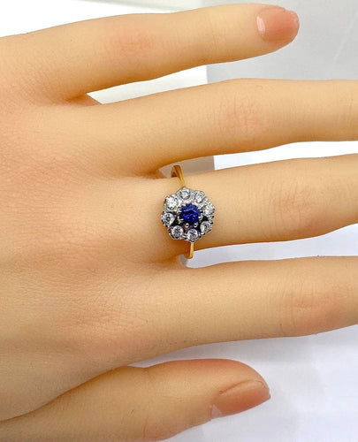 Bague 53 Bague marguerite en or 18 carats, saphir et diamants 58 Facettes AB572