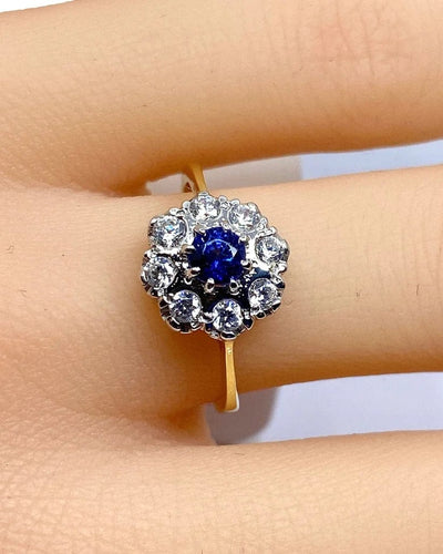 Bague 53 Bague marguerite en or 18 carats, saphir et diamants 58 Facettes AB572