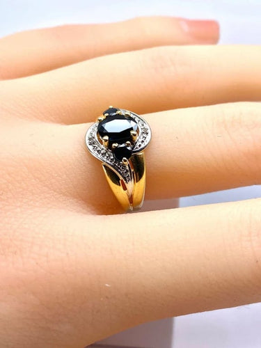 Bague 54 Bague jonc tourbillon en or jaune 18 carats, saphirs et diamants 58 Facettes AB575