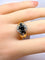 Bague 54 Bague jonc tourbillon en or jaune 18 carats, saphirs et diamants 58 Facettes AB575