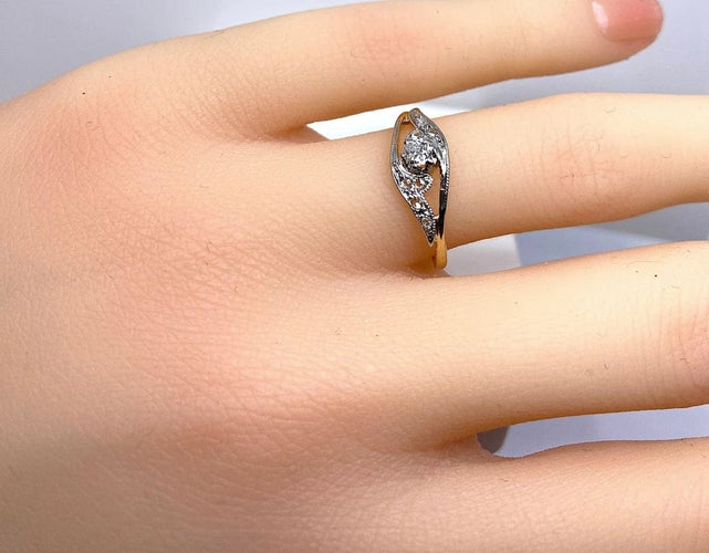 Bague 50 Bague en or 18 carats avec diamant taille ancienne et diamants 58 Facettes AB570
