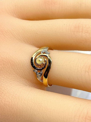 Bague 58 Bague en or jaune 18 carats avec perle et diamants 58 Facettes AB584