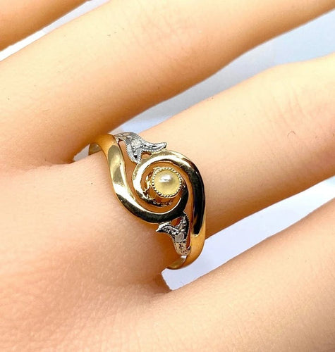 Bague 58 Bague en or jaune 18 carats avec perle et diamants 58 Facettes AB584