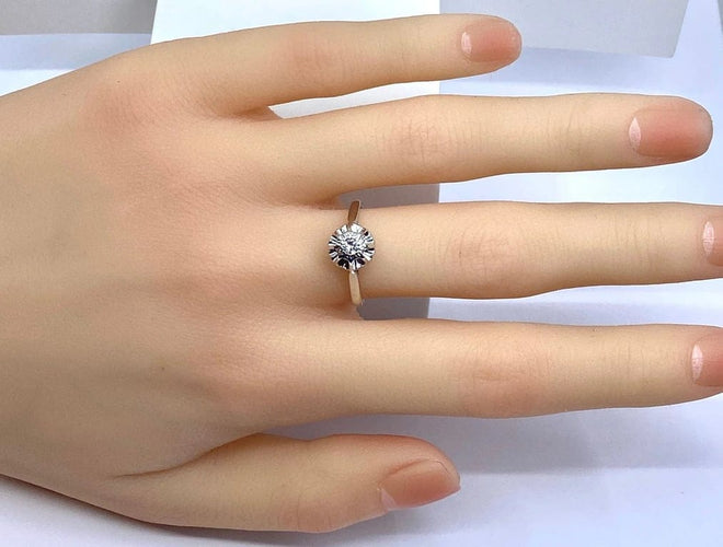 Bague 53 Bague solitaire en or blanc 18 carats et diamant 58 Facettes AB587