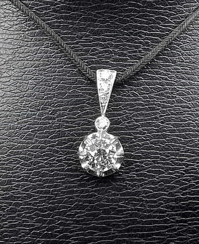 Pendentif Pendentif en or blanc 18 carats et diamants taille ancienne 58 Facettes AB593bis