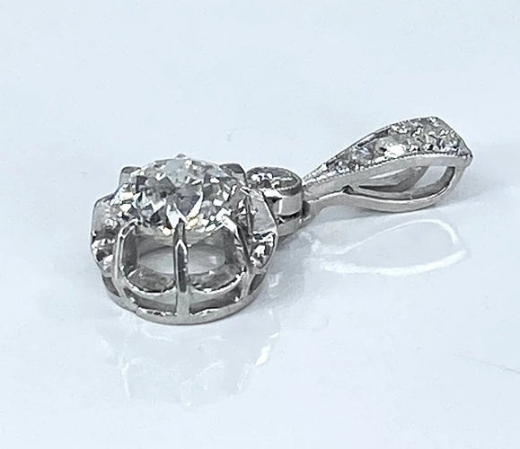 Pendentif Pendentif en or blanc 18 carats et diamants taille ancienne 58 Facettes AB593bis