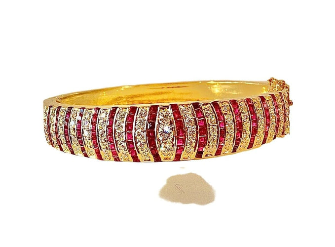 Bracelet Bracelet jonc ouvrant en or jaune 18 carats, rubis et diamants 58 Facettes AB608