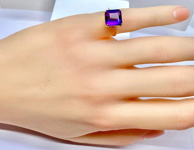 Bague 47 Bague en or jaune 18 carats avec améthyste carrée 58 Facettes AB616
