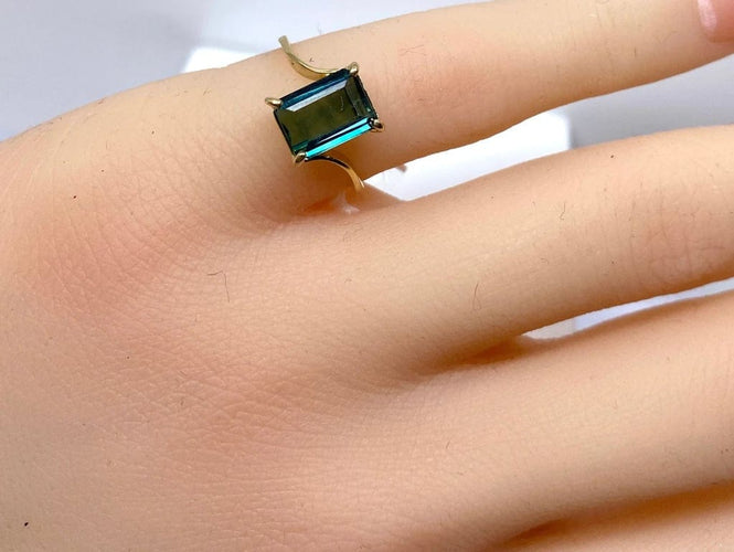 Bague 46 Bague en or jaune 18 carats et tourmaline verte 58 Facettes AB617