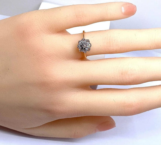 Bague 51 Bague marguerite en or jaune 18 carats et diamants 58 Facettes AB618