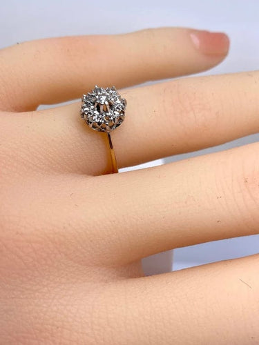 Bague 51 Bague marguerite en or jaune 18 carats et diamants 58 Facettes AB618