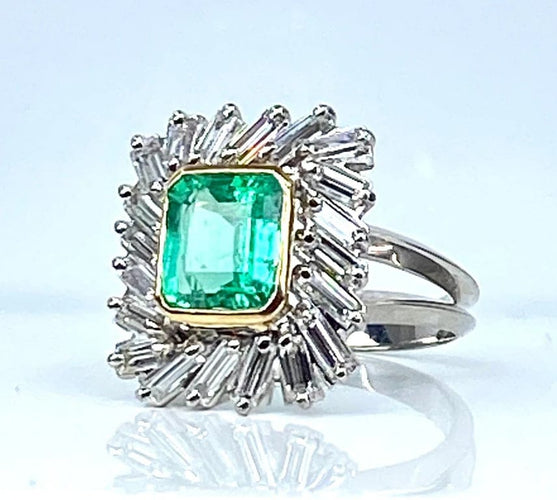 Bague 51 Bague émeraude et diamants baguette en or jaune 18 carats et platine 58 Facettes AB619