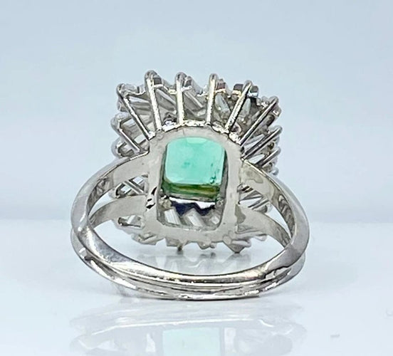 Bague 51 Bague émeraude et diamants baguette en or jaune 18 carats et platine 58 Facettes AB619