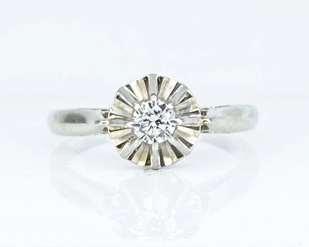 Bague 54 Bague solitaire en or blanc 18 carats et platine, diamant 0,10 ct 58 Facettes AB622