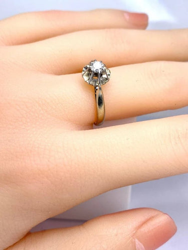 Bague 54 Bague solitaire en or blanc 18 carats et platine, diamant 0,10 ct 58 Facettes AB622