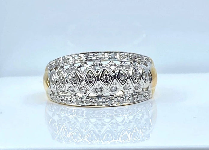 Bague 57 Bague jonc bandeau en or jaune 18 carats et diamants 58 Facettes AB624