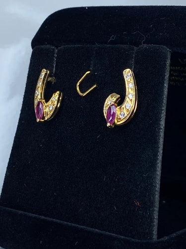 Boucles d'oreilles Boucles d’oreilles en or jaune 18 carats, diamants et pierres rouges 58 Facettes AB629