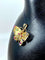 Pendentif Pendentif papillon en or jaune 18 carats avec saphirs, émeraudes et rubis 58 Facettes AB627