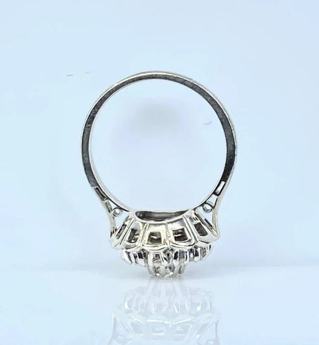 Bague 54 Bague marguerite en or blanc 18 carats, platine et diamants 58 Facettes AB625