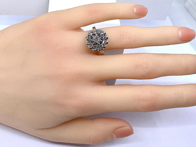 Bague 54 Bague marguerite en or blanc 18 carats, platine et diamants 58 Facettes AB625