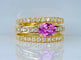 Bague 53 Bague bandeau en or jaune 18 carats avec saphir rose et diamants 58 Facettes AB631