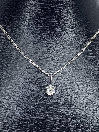 Collier Chaîne et pendentif en or blanc 18 carats avec diamant 0,40 ct 58 Facettes AB633