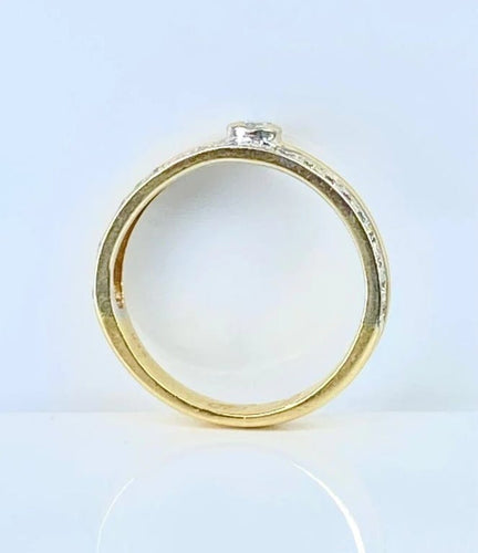 Bague 54 Bague solitaire et demi-alliance en or 18 carats et diamants 58 Facettes AB637