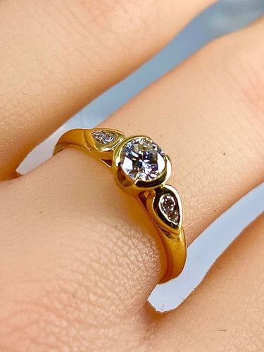 Bague 52 Bague solitaire en or 18 carats avec diamants 58 Facettes AB636