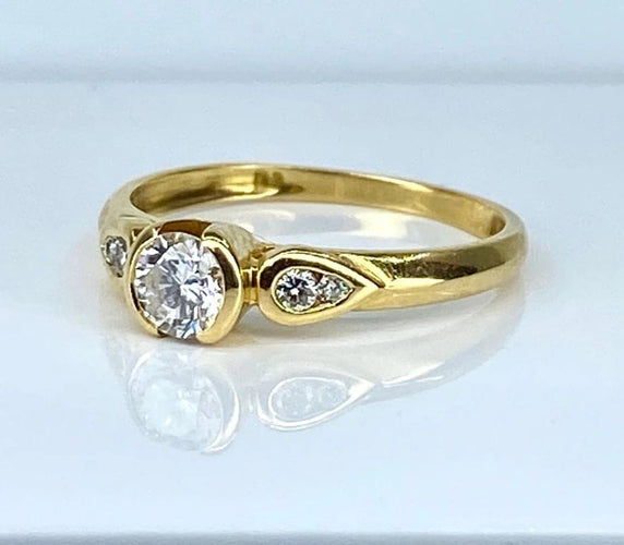 Bague 52 Bague solitaire en or 18 carats avec diamants 58 Facettes AB636