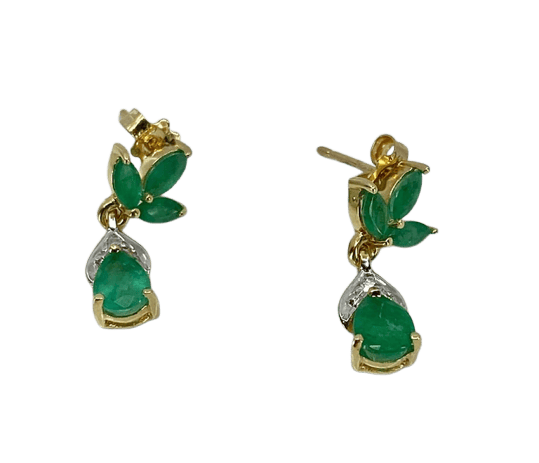 Boucles d'oreilles Boucles d’oreilles pendantes en or jaune 18 carats, émeraudes et diamants 58 Facettes AB641