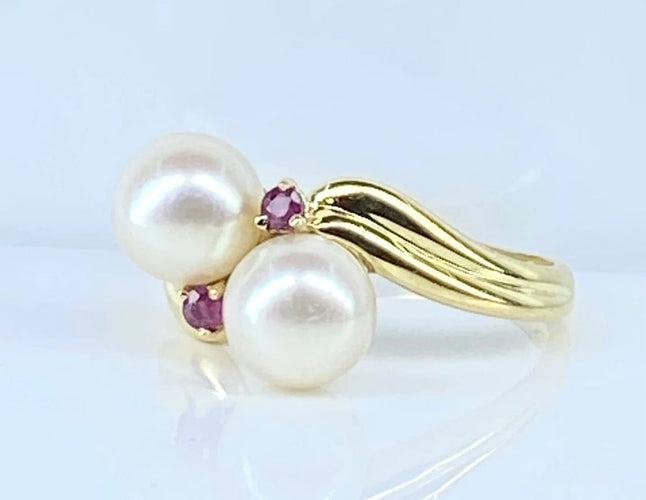 Bague 51 Bague toi et moi en or jaune 18 carats, perles Akoya et rubis 58 Facettes AB648