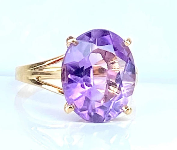 Bague 50 Bague en or jaune 18 carats à améthyste 58 Facettes AB647