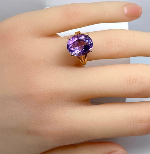 Bague 50 Bague en or jaune 18 carats à améthyste 58 Facettes AB647