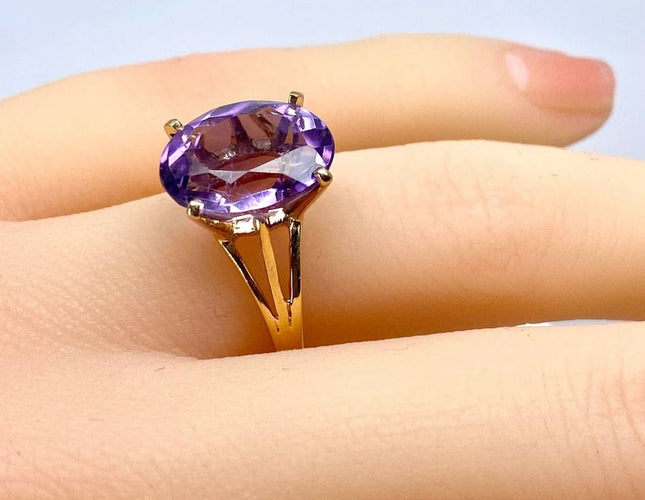 Bague 50 Bague en or jaune 18 carats à améthyste 58 Facettes AB647