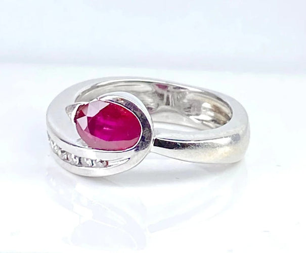 Bague 53 Bague jonc en or blanc 18 carats avec rubis et diamants 58 Facettes AB645