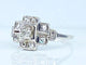 Bague 52 Bague Art déco en or blanc 18 carats et diamants, vers 1930 58 Facettes AB651