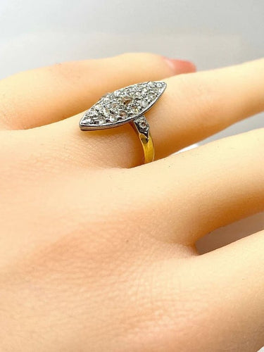 Bague 50 Bague marquise en or jaune 18 carats et diamants, vers 1900 58 Facettes AB653